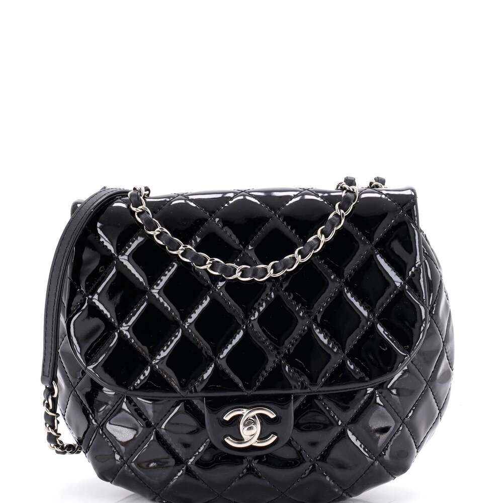 Chanel Dubai Messenger Bag Quilted #321067C30B